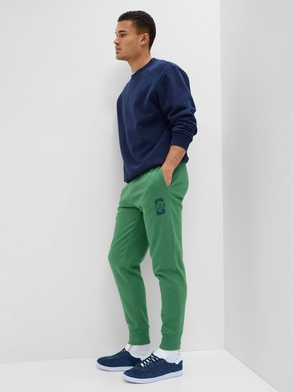 GAP GAP Spodnie dresowe Zielony