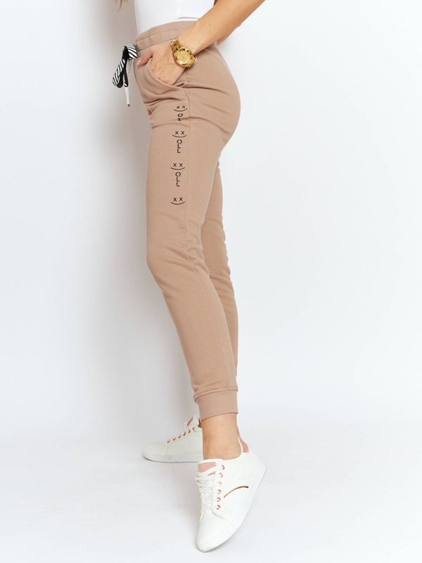 By o la la Beige pants By o la la cxp1001. R12