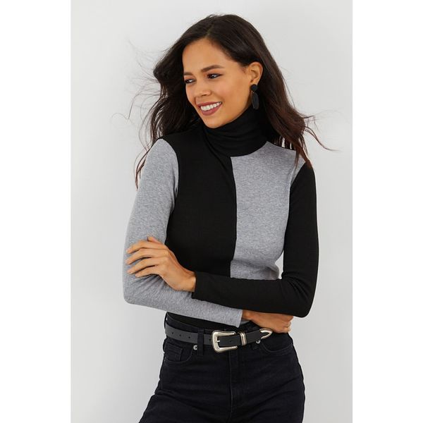 Cool & Sexy Cool & Sexy Women's Black-Grey Turtleneck Contrast Block Camisole Blouse