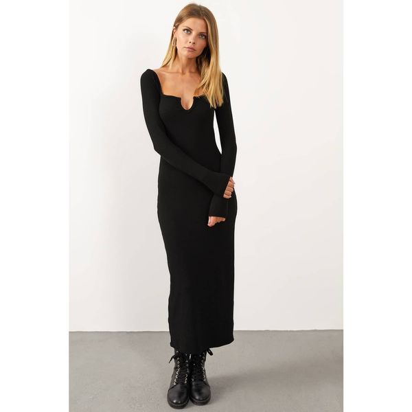 Cool & Sexy Cool & Sexy Women's Black V Neck Maxi Camisole Dress