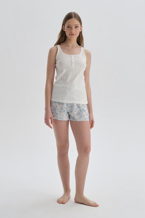 Dagi Dagi Shorts - White - Normal Waist