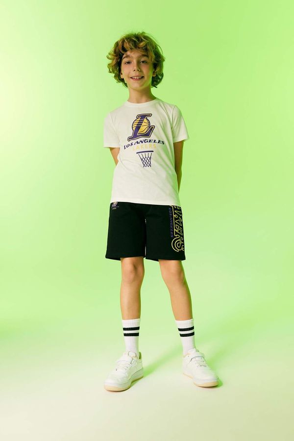 DEFACTO Boy Defacto Fit NBA Los Angeles Lakers Licensed Regular Fit Crew Neck Short Sleeved T-Shirt