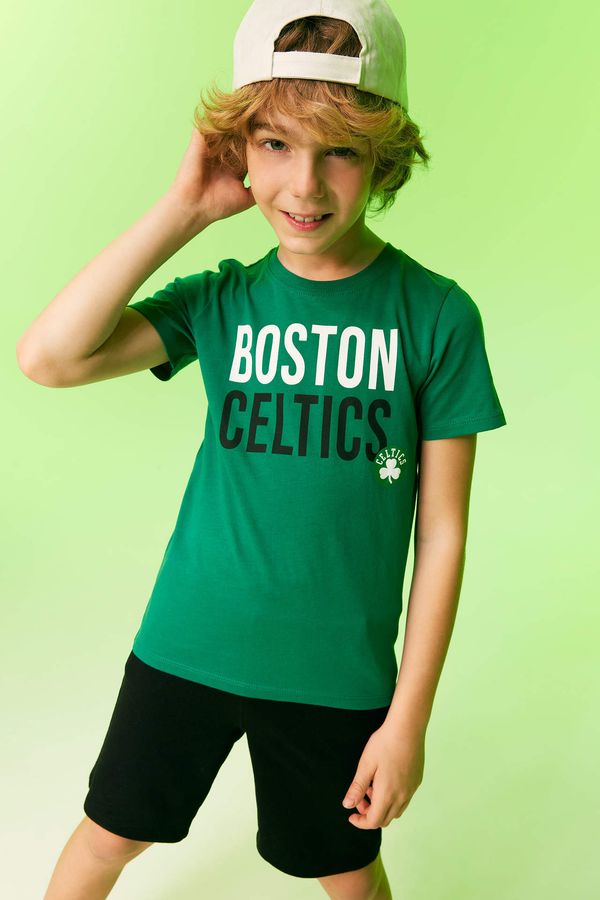 DEFACTO Boys Defacto Fit NBA Boston Celtics Regular Fit Crew Neck Short Sleeved T-Shirt