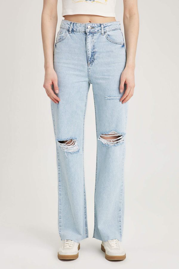 DEFACTO DEFACTO 90's Wide Leg Ripped Detailed Cropped Cut-Length Jeans