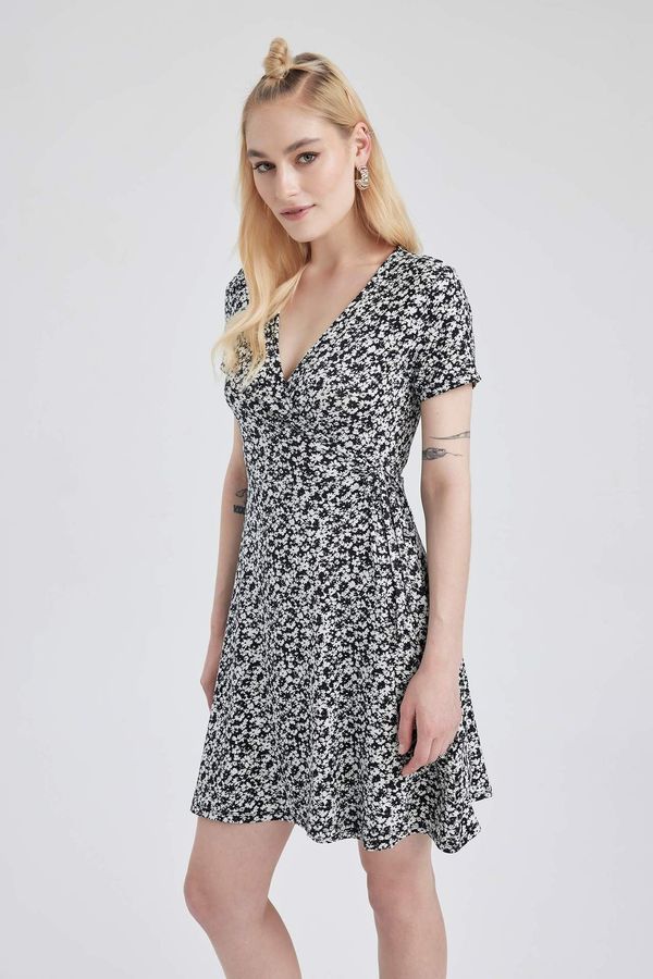 DEFACTO DEFACTO A-Line Wrap Collar Patterned Mini Short Sleeve Dress