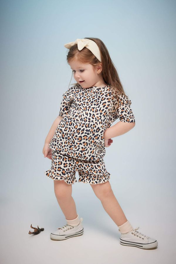 DEFACTO DEFACTO Baby Girl Leopard Patterned Short Sleeve T-Shirt Shorts 2-Pack Set