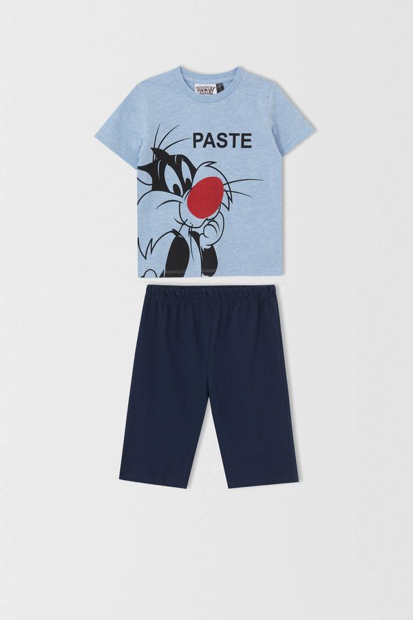 DEFACTO DEFACTO Boy Licensed Looney Tunes Short Sleeve T-Shirt And Shorts Pyjamas Set