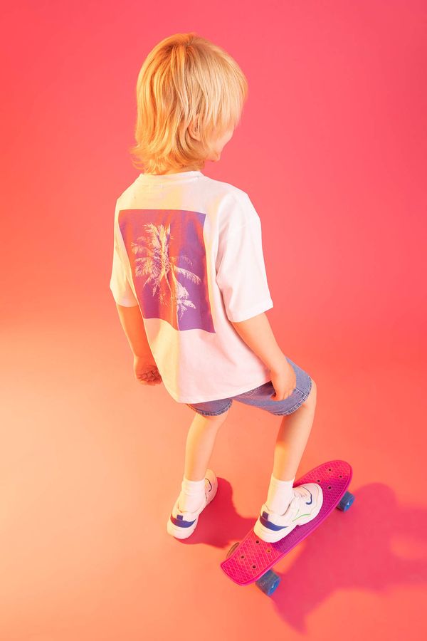 DEFACTO DEFACTO Boy Oversize Fit Shorts Sleeve Slogan Print T-Shirt