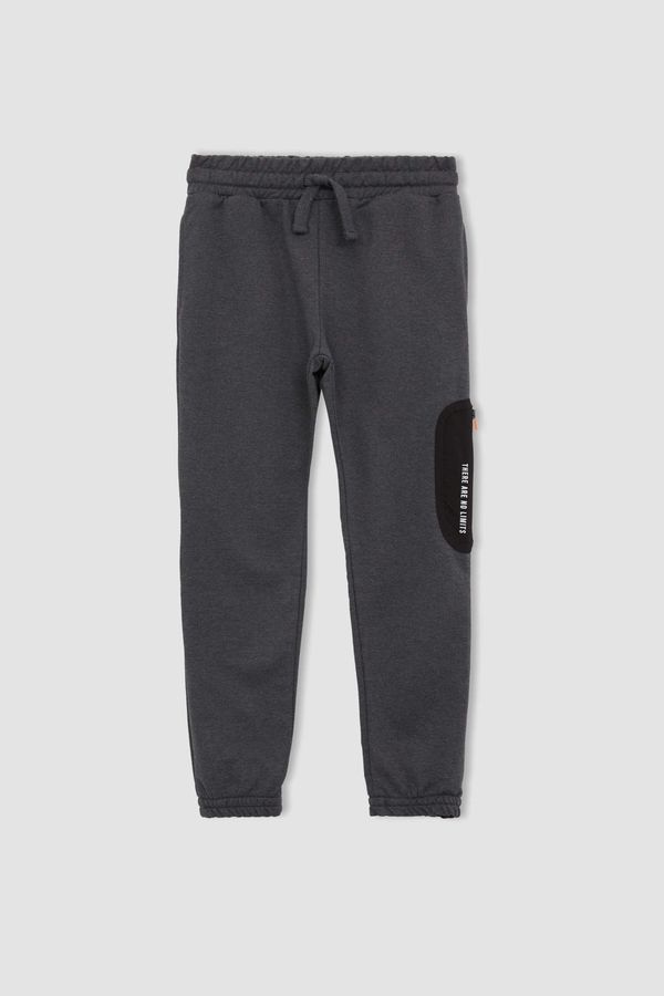 DEFACTO DEFACTO Boys' Cargo Pocket Slim Tracksuit Bottoms