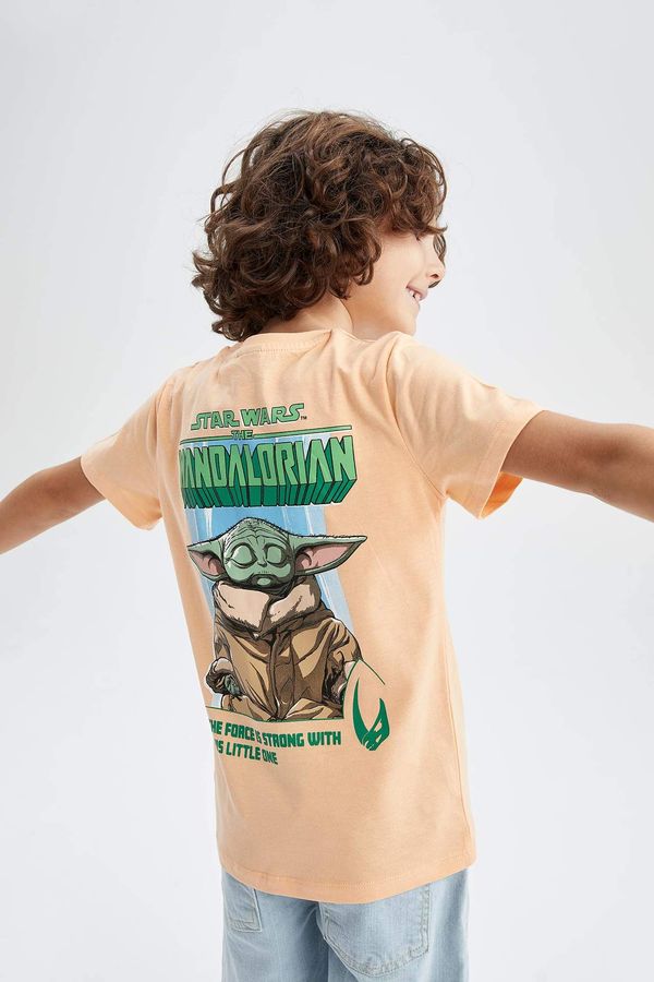 DEFACTO DEFACTO Boy's Star Wars Printed Back Crew Neck Short Sleeve T-Shirt