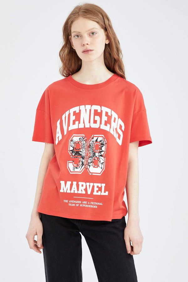 DEFACTO DEFACTO Cool Avengers Licensed Oversize Fit Crew Neck Printed Short Sleeved T-Shirt