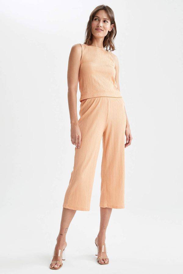 DEFACTO DEFACTO Elastic Waist Capri Trousers