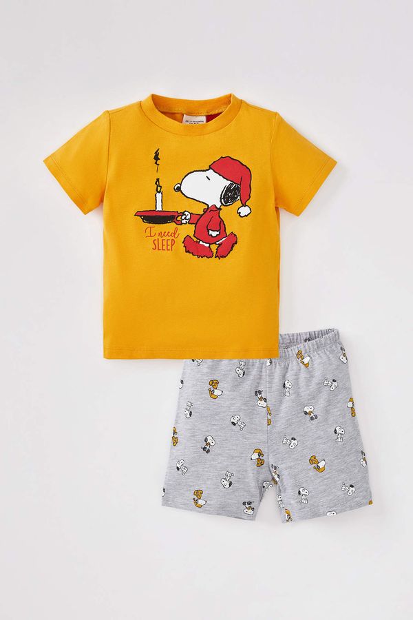 DEFACTO DEFACTO Erkek Bebek Snoopy Yeni Doğan Pamuklu Kısa Kollu Şort Pijama Takım