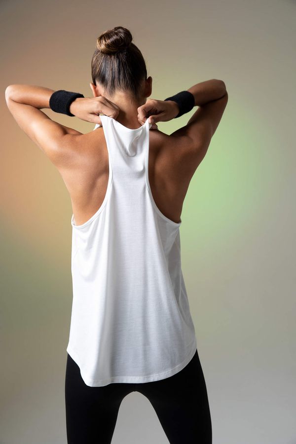 DEFACTO Defacto Fit Standard Fit Crew Neck Singlet