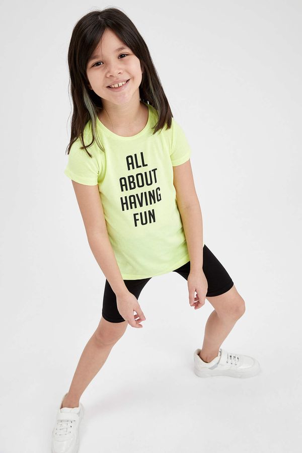 DEFACTO DEFACTO Girl Printed Text Short-Sleeved T-Shirt And Biker Leggings Set