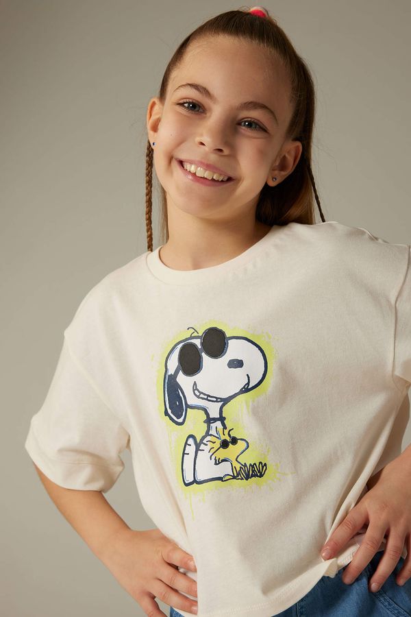 DEFACTO DEFACTO Girl Snoopy Licensed Crop Short Sleeve T-Shirt