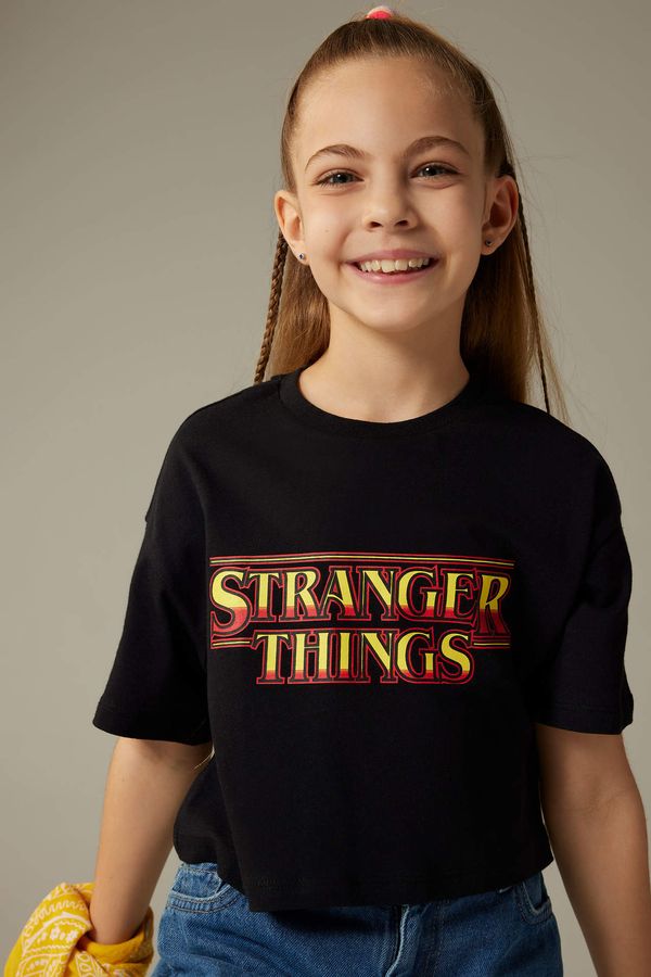 DEFACTO DEFACTO Girl Stranger Things Licensed Crop Short Sleeve T-Shirt