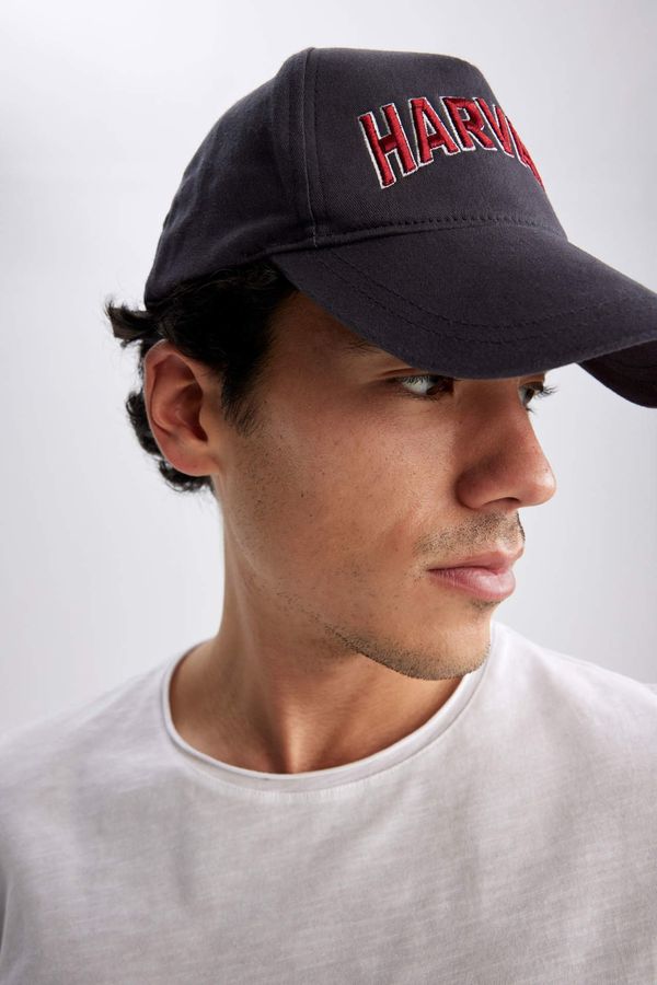 DEFACTO DEFACTO Men Harvard University Licensed Embroidered Cotton Cap Hat