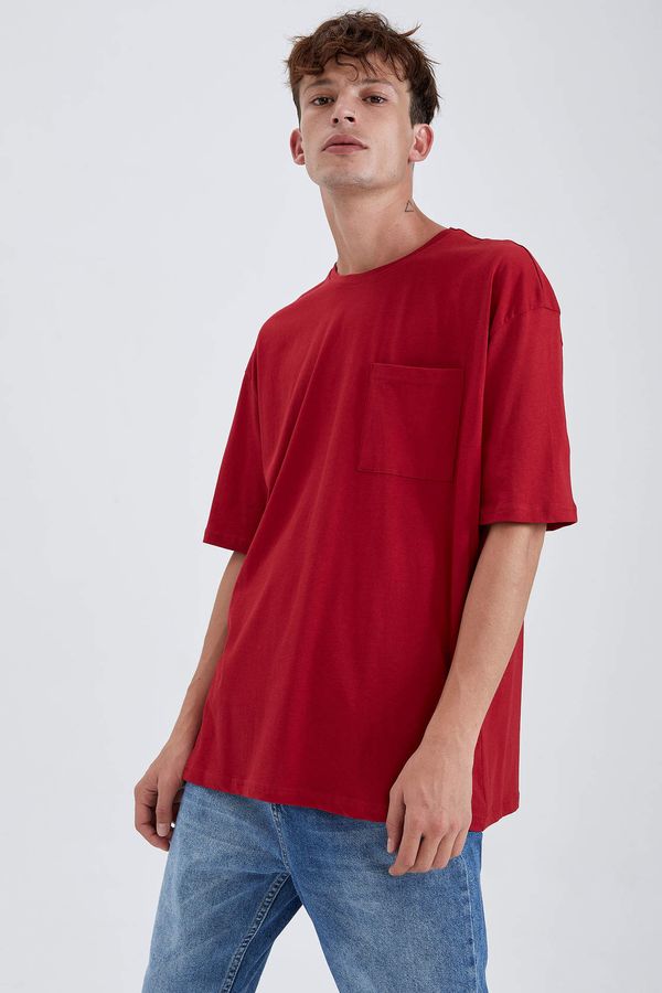 DEFACTO DEFACTO Oversize Fit Crew Neck Pocket Short Sleeve Cotton Combed T-Shirt