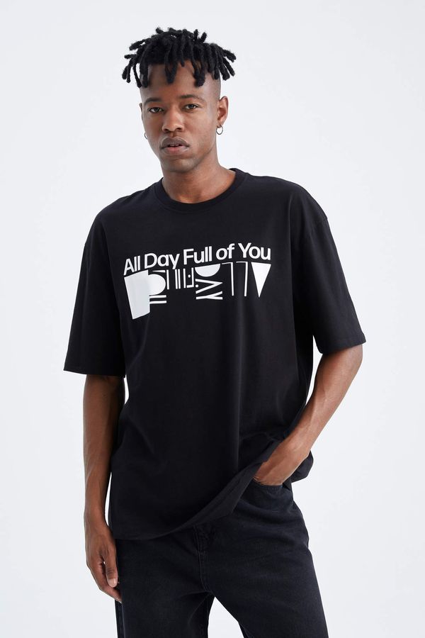 DEFACTO DEFACTO Oversize Fit Crew Neck T-Shirt