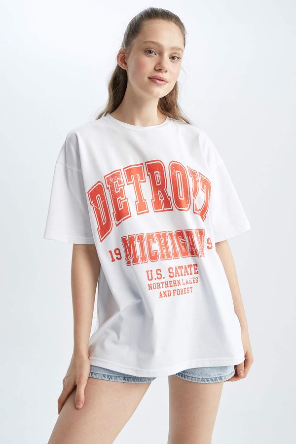 DEFACTO DEFACTO Oversize Fit Short Sleeve T-Shirt