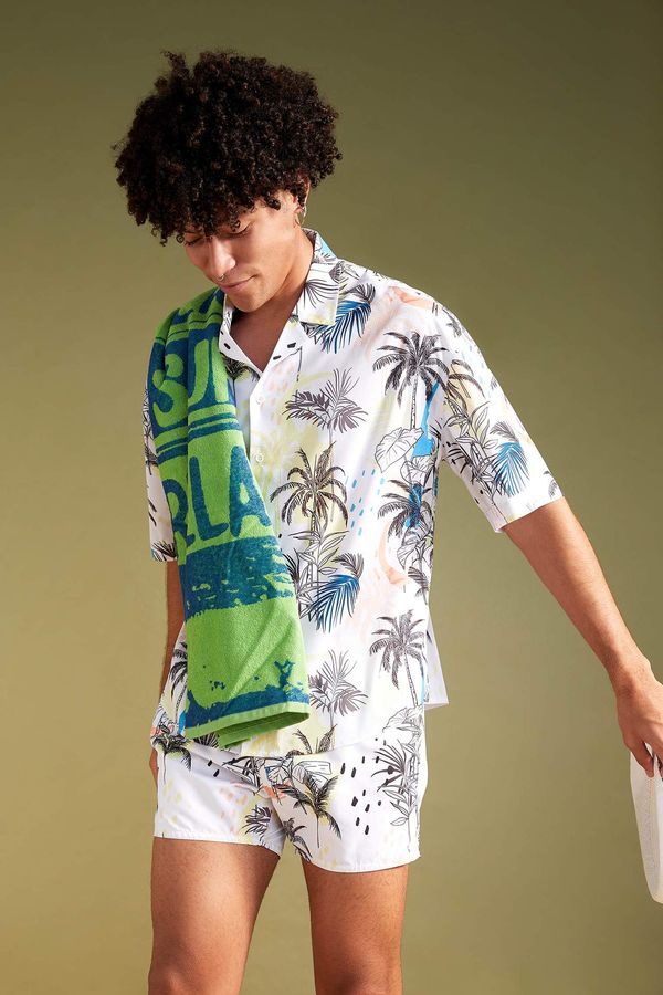 DEFACTO DEFACTO Oversized Fit Tropical Printed Short Sleeve Shirt
