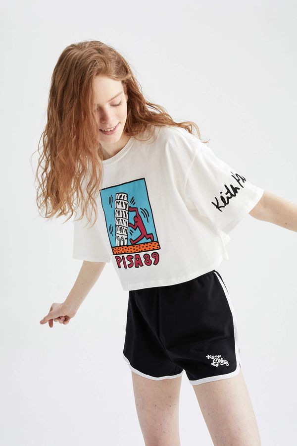 DEFACTO DEFACTO Oversized Short Sleeve Keith Haring Print Crop T-Shirt