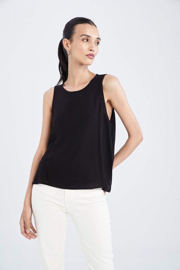 DEFACTO DEFACTO Regular Fit Crew Neck Sleeveless Blouse