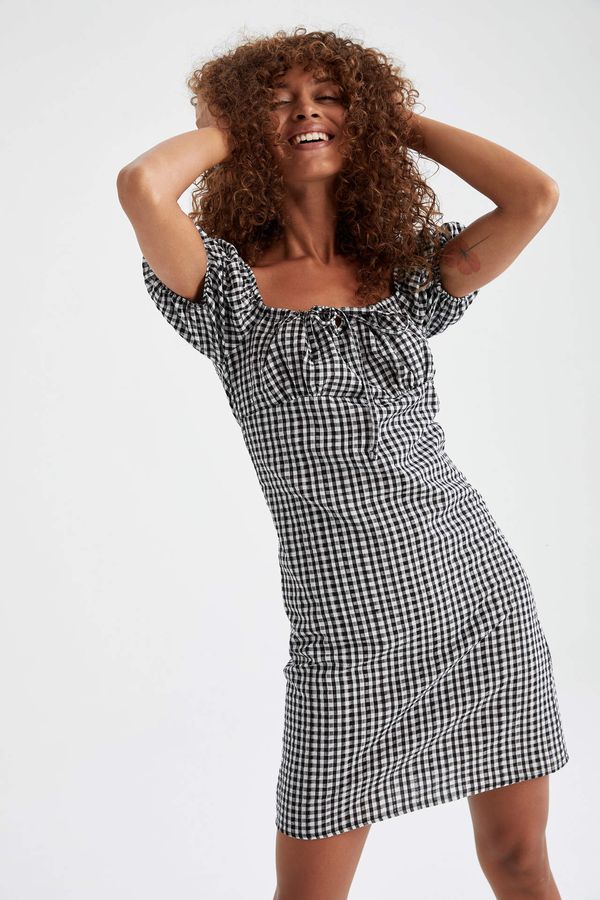 DEFACTO DEFACTO Regular Fit gingham Short Sleeve Mini Short Sleeve Woven Dress