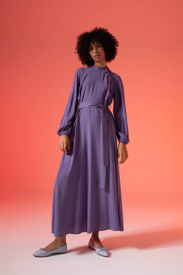 DEFACTO DEFACTO Regular Fit Half Turtleneck Long Sleeve Belted Maxi Dress