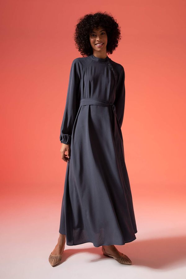 DEFACTO DEFACTO Regular Fit Half Turtleneck Long Sleeve Belted Maxi Dress