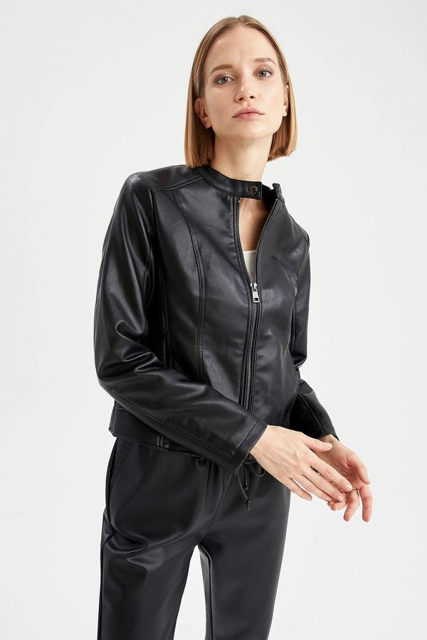 DEFACTO DEFACTO Regular Fit Long Sleeve Faux Leather Jacket