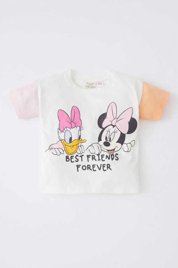 DEFACTO DEFACTO Regular Fit Mickey & Minnie Licensed Short Sleeve T-shirt