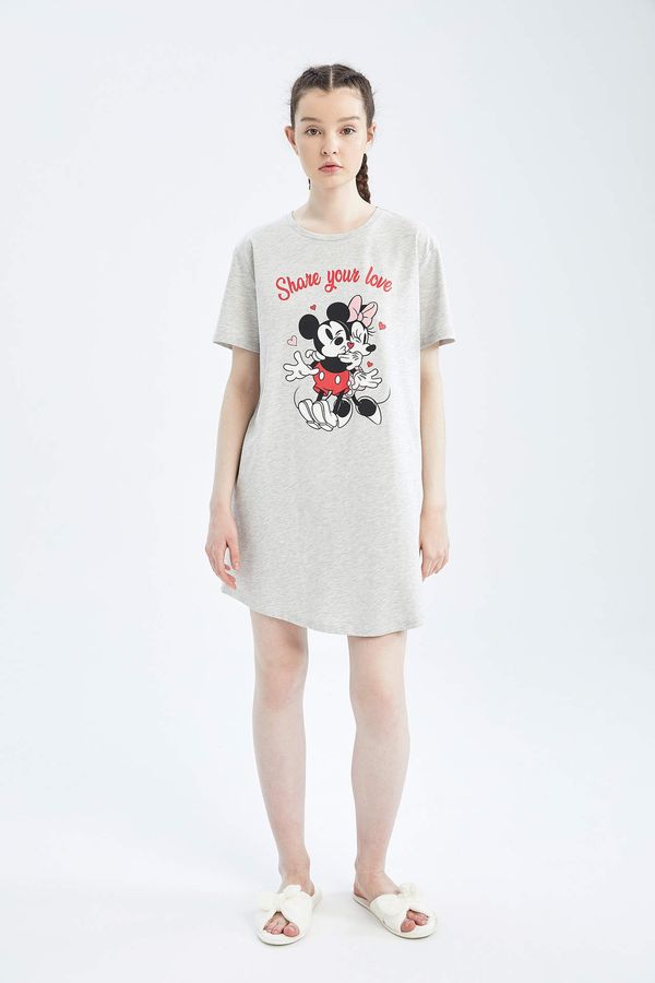 DEFACTO DEFACTO Regular Fit Mickey & Minnie Print Nightdress