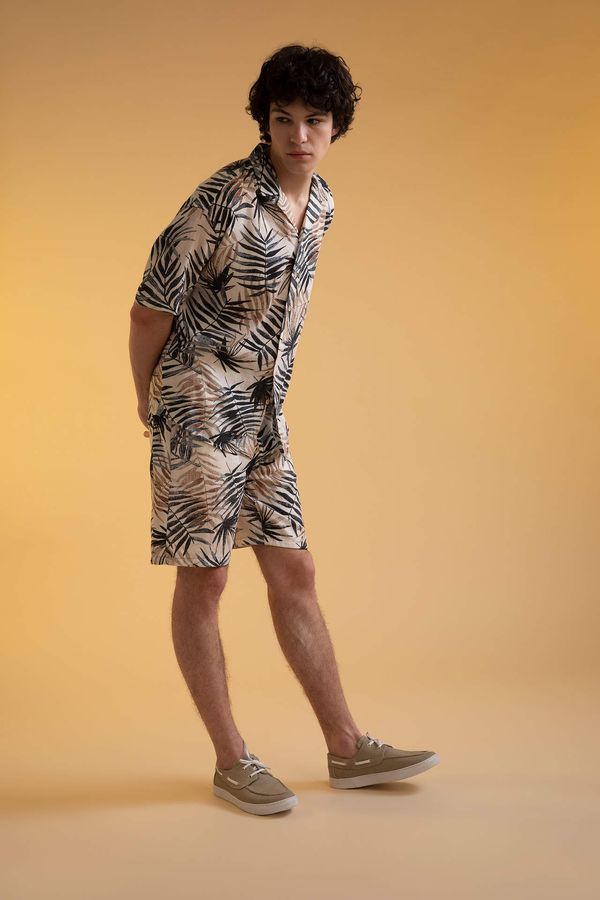 DEFACTO DEFACTO Regular Fit Palm Print Short