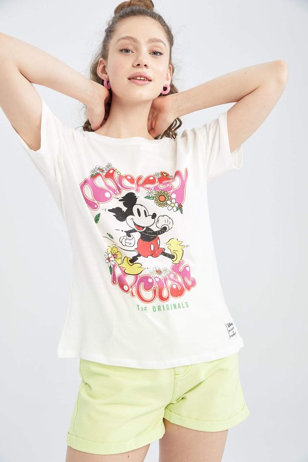 DEFACTO DEFACTO Regular Fit Short Sleeve Mickey & Minnie Print T-Shirt