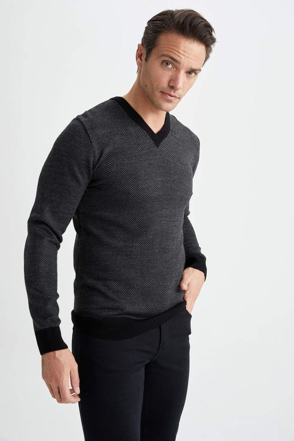 DEFACTO DEFACTO Regular Fit V-neck Pullover