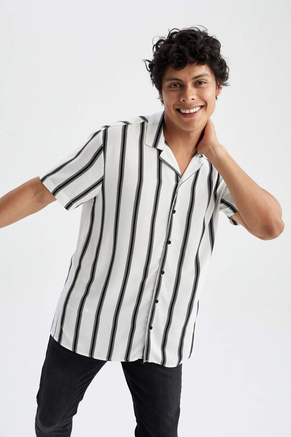 DEFACTO DEFACTO Regular Fit viscose Striped Short Sleeve Shirt