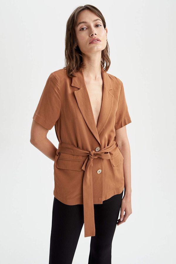 DEFACTO DEFACTO Relaxed Fit Short Sleeve Belted Blazer Jacket