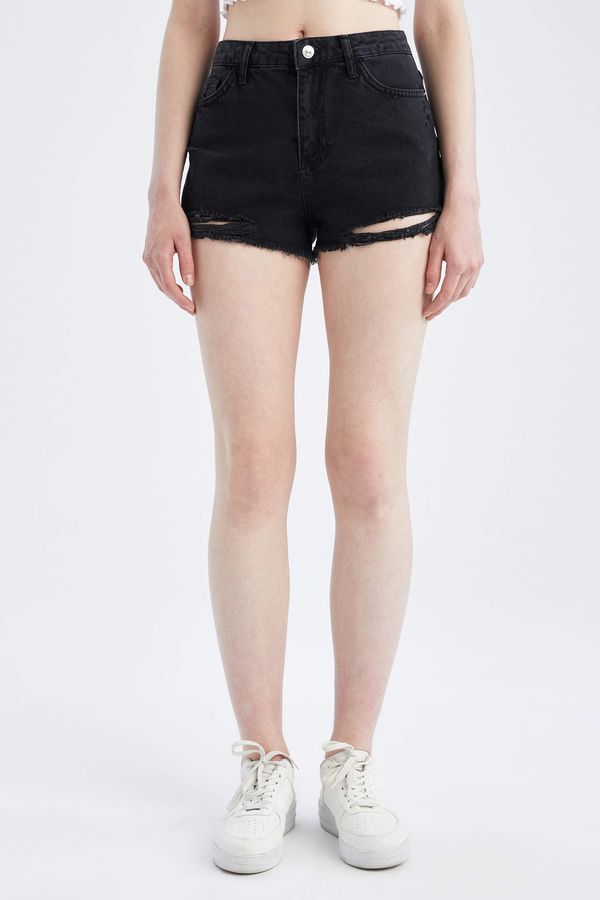 DEFACTO DEFACTO Ripped Detailed Mini Jean Shorts