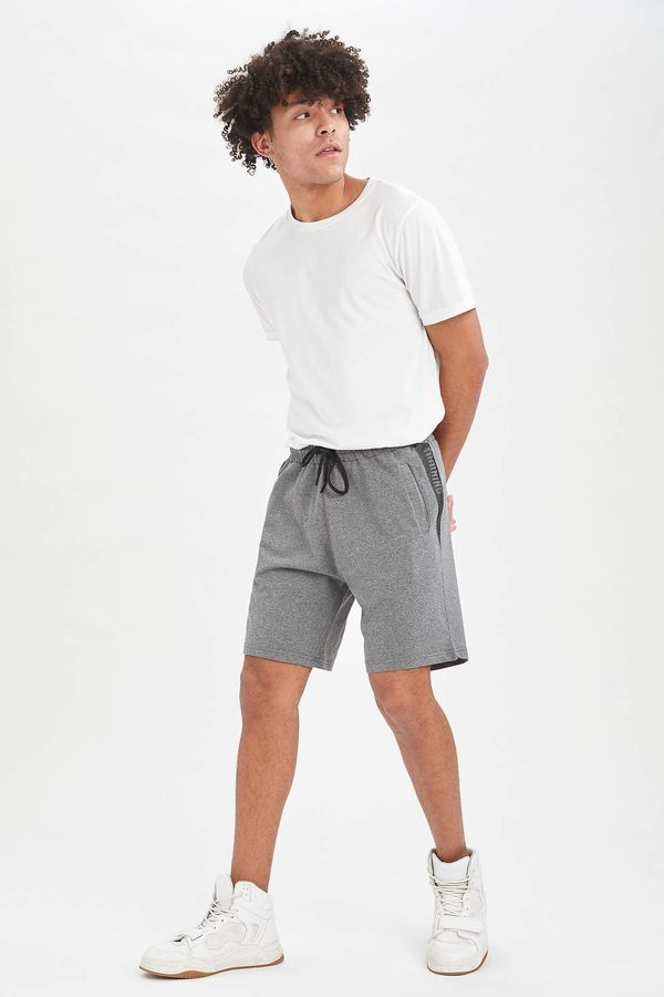 DEFACTO DEFACTO Slim Fit Printed Shorts With Pockets