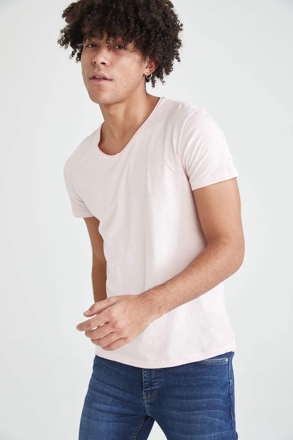 DEFACTO DEFACTO Slim Fit V-Neck Basic Short Sleeve Cotton Combed T-Shirt
