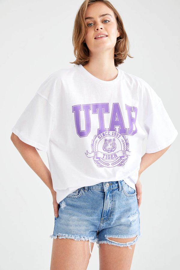 DEFACTO DEFACTO Slogan College Printed Oversize Fit Short Sleeve T-Shirt