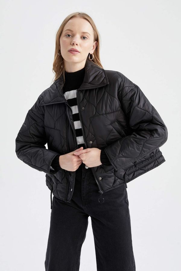 DEFACTO DEFACTO Standard Fit Quilted Fabric Thin Jacket