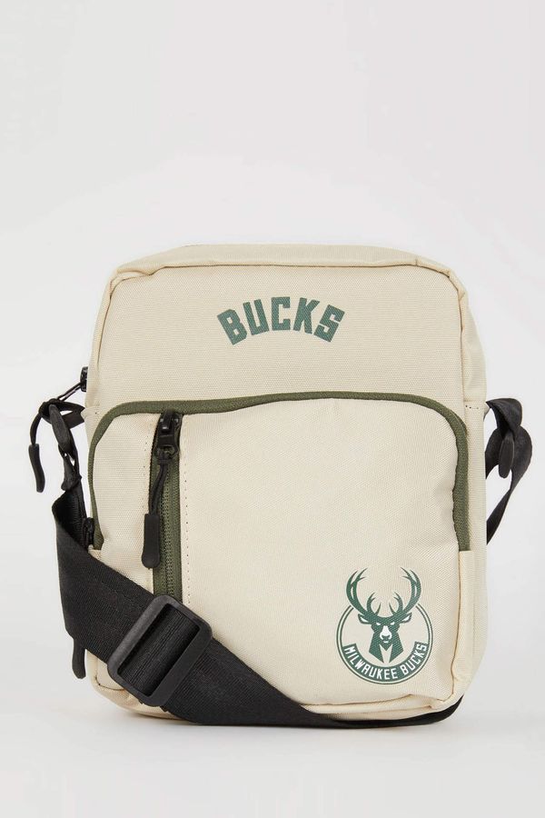 DEFACTO Men Defacto Fit NBA Milwaukee Bucks Waterproof Crossbody Bag
