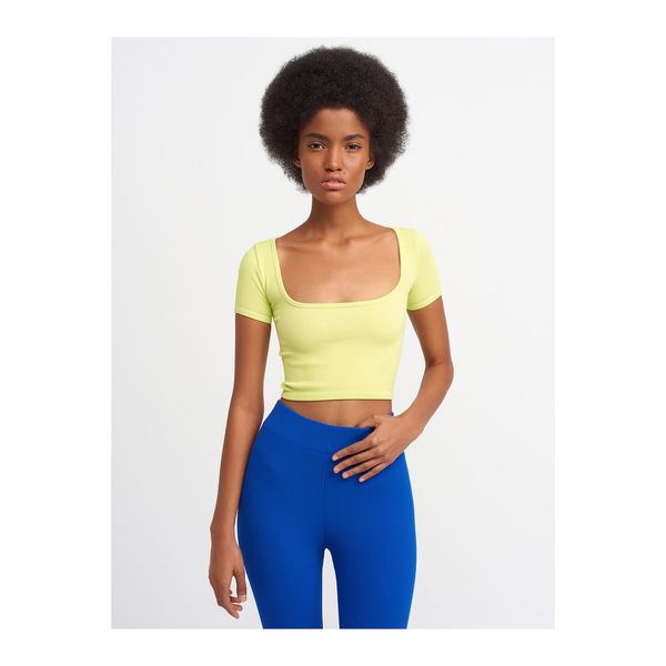 Dilvin Dilvin 3666 "U" Collar Short Sleeve Crop Top-lime