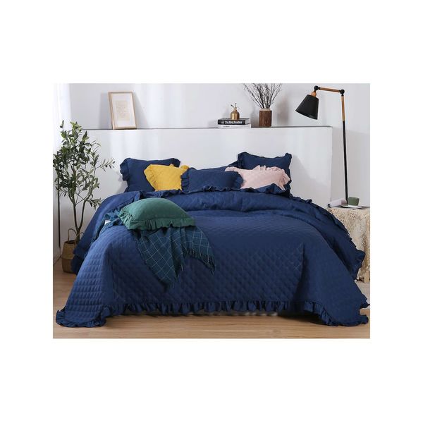 Edoti Edoti Quilted bedspread Ruffy A545