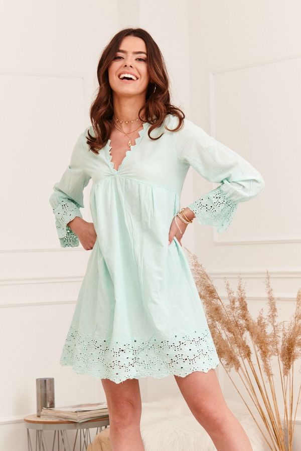 FASARDI Bright mint dress with embroidered trim