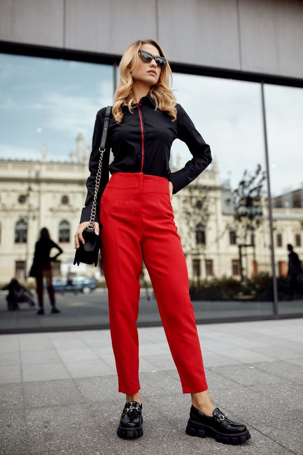 FASARDI Elegantní červené kalhoty se šipkami