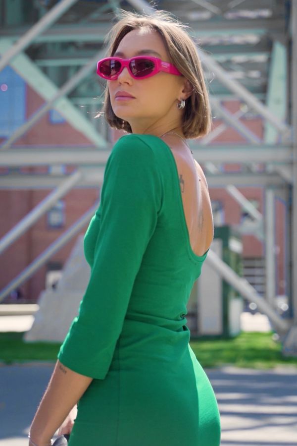FASARDI Green pencil dress with a neckline on the back